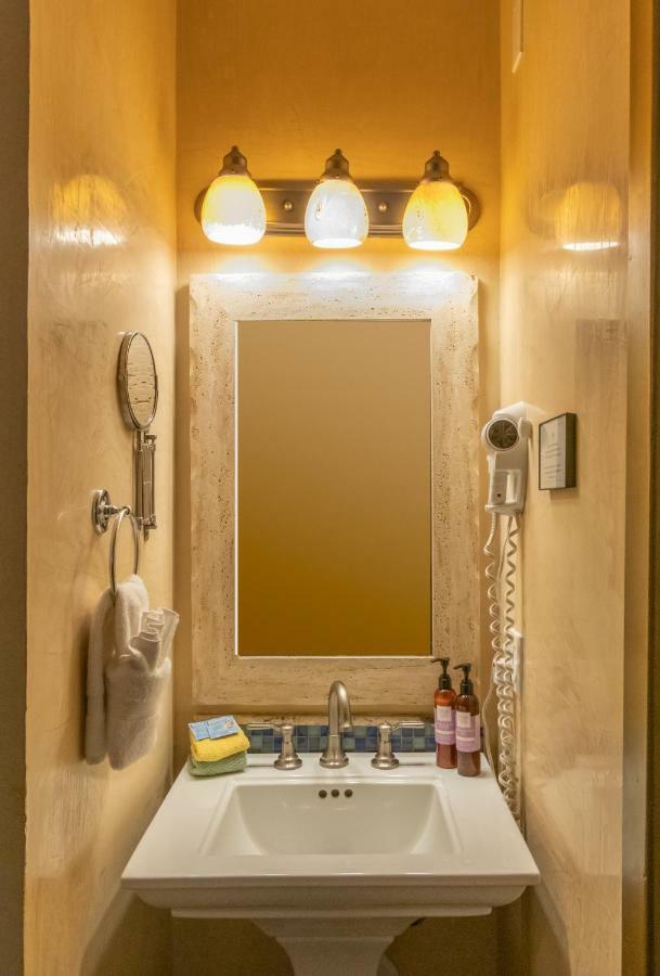 Luxx Boutique Hotel Santa Fe Esterno foto